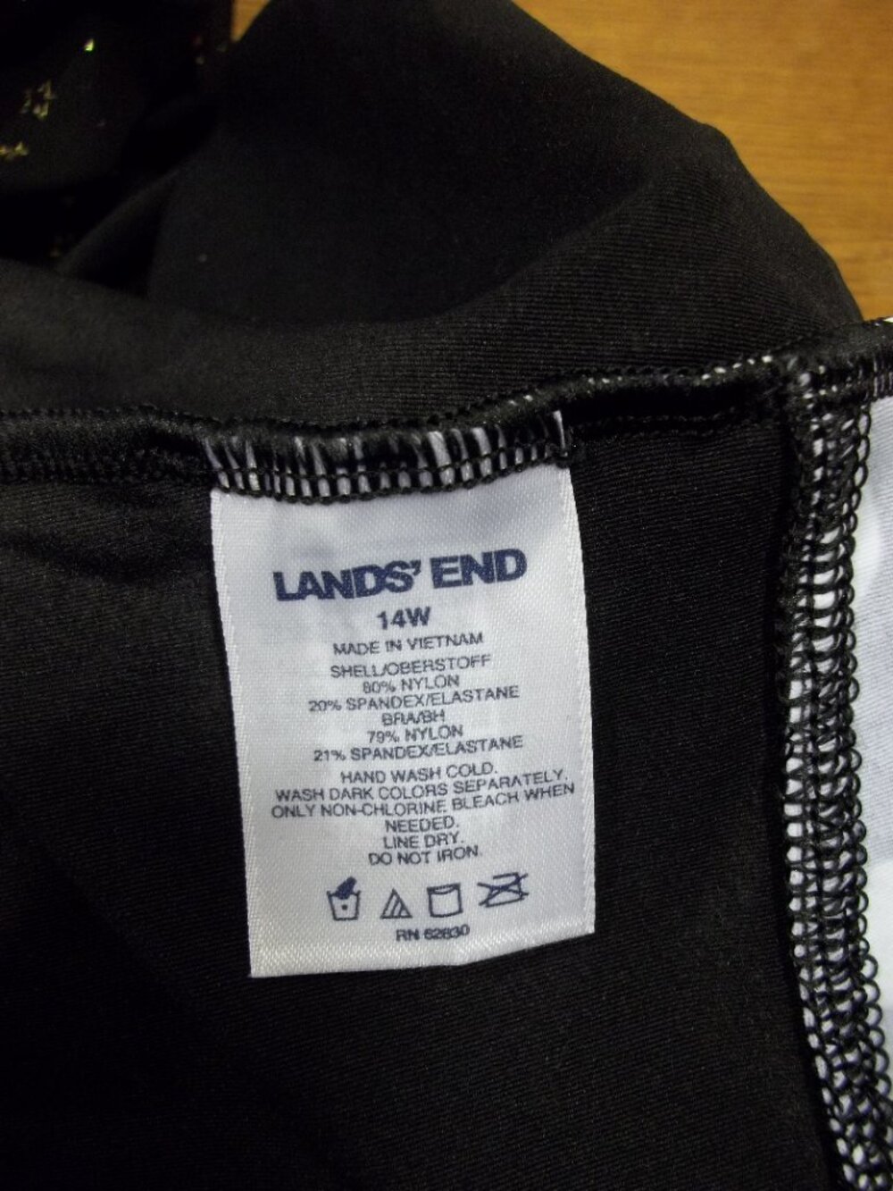 Lands' End Womens Tankini Swim Top Plus Size 14W Dots Striped Padded Black White - Picture 6 of 6